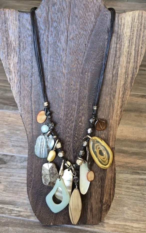Vtg Chico’s Eclectic Charm Bead Adjustable Length Leather Cord Necklace