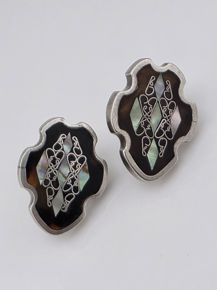 VINTAGE MEXICO PGG INLAY STERLING SILVER EARRINGS 925 SCREW BACK 1950’S ERA NICE