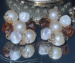 VINTAGE JEWELRY & REVLON NEW YORK COMPACT, RING BRACELET, EARRINGS 1960-1970’s