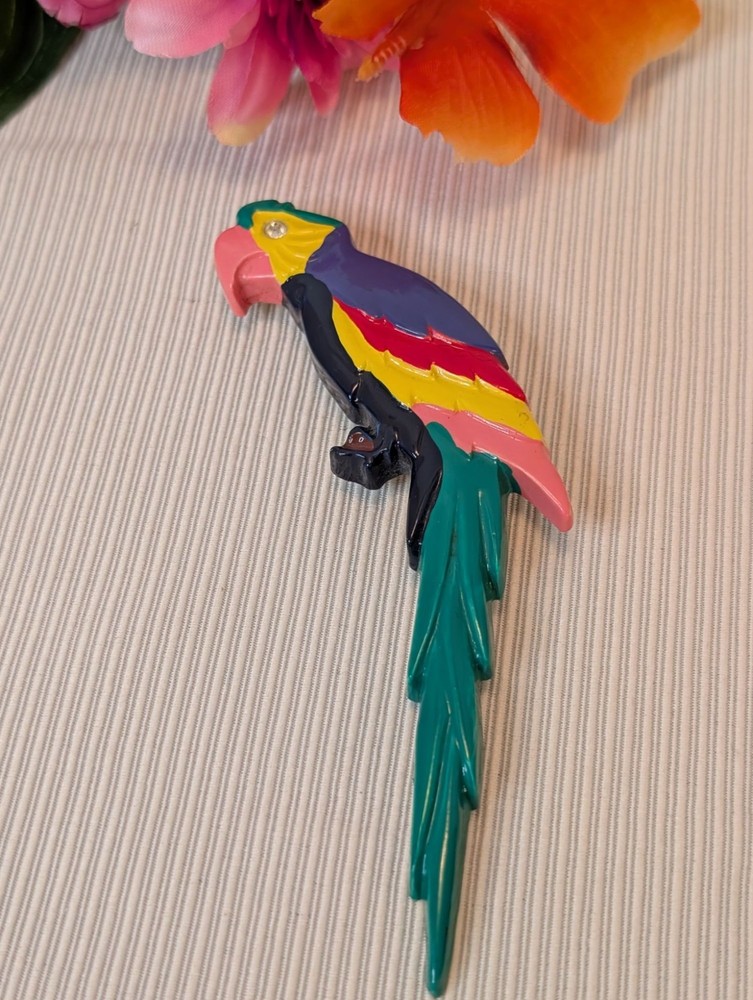 Colorful Parrot Brooch Pin With Vibrant Multicolor Design & Secure Clasp Back