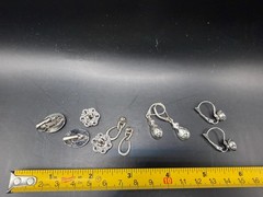 Earrings vintage stud post pierced earrings. stones, turtle. 24 pair. untested.