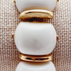 Vintage Crown Trifari White Lucite Gold Plated Link Bracelet