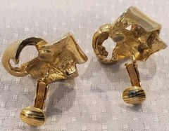 7/8 Inch Gold Tone Semi-textured 3 Dimensional Bow Clip On Earring