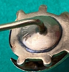 ANTIQUE ENAMEL AND 14k GOLD LADYBUG STICK PIN