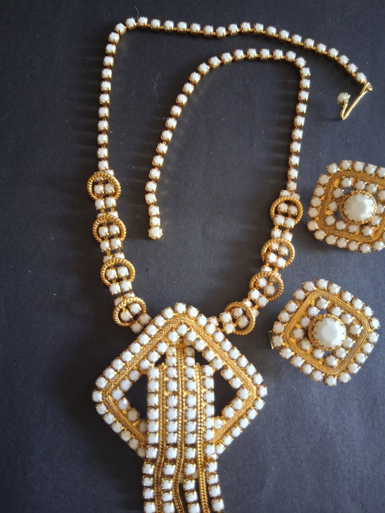 Hobe white glass necklace & earrings set