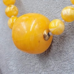 Vintage Yellow Bead Statement Bold Necklace Estate Costume Jewelry 18″ adj