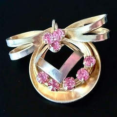 Pink Rhinestone Pendant Gold Tone Retro Bow Geometric Vintage 1950s