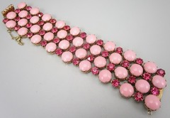 PRETTY IN PINK VINTAGE 60’S OPAQUE CABOCHON RHINESTONE 1 1/2″ WIDE BRACELET