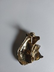 Vintage Gold & Silver Tone Mom Mama Bear & Cub Pin Brooch Pin Mother’s Day Gift