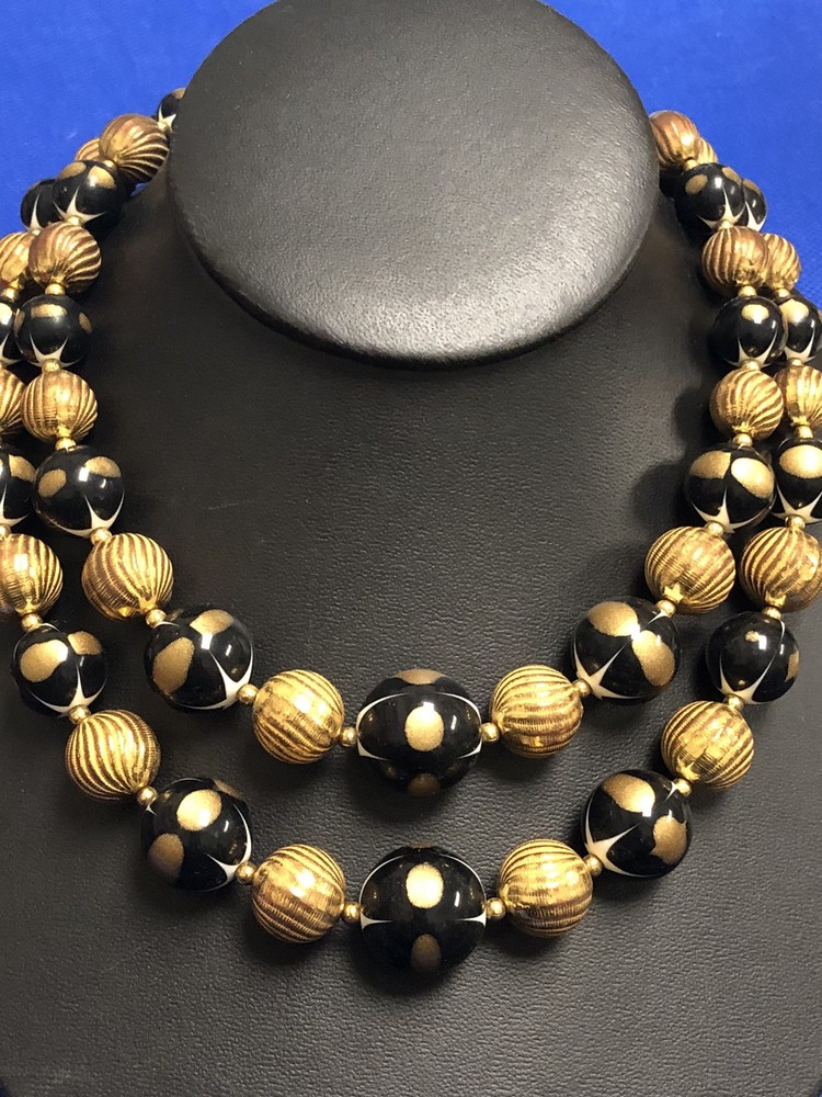 VTG TRIFARI SIGNED GRADUATED TWO STRANDS BEAD BALL GOLD BLACK WHITE 17″ NECKLACE
