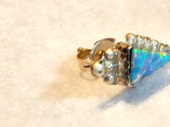 VINTAGE PIERCED EARRINGS~SILVER TONE/BLUE Multicolor Faux STONE – .25 x .50 in
