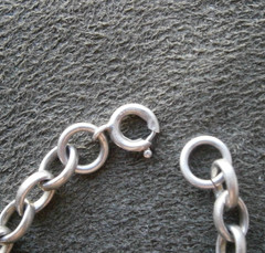 Oval Link Vintage Sterling Silver Charm Bracelet 7.75″ ~ 7.0g