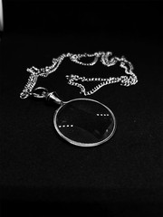 10X Magnifiers Glass Pendant,Brass Vintage Style,Chain Necklace with 40Mm