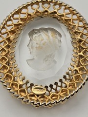 Vintage Warner Intaglio Glass Cameo Brooch Pendant Gold Tone Filigree w/ 23″…