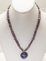 Vintage Necklace Purple Beaded Art Glass Silver Tone D5383