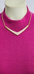 Vintage Trifari choker necklace gold tone metal with pink V charm 18”