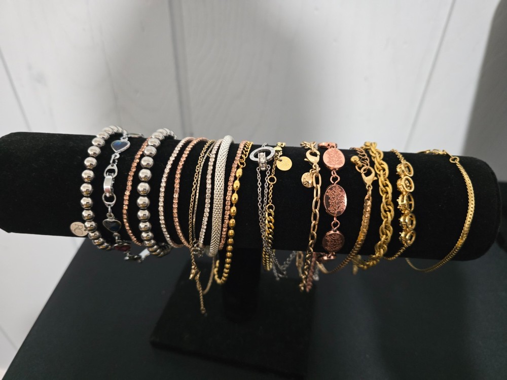 mixed metal materials bracelet lot 20