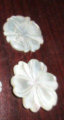 Vintage Mother Of Pearl Carved 4 Flower Pendant 1.25 in