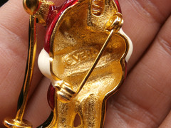 Vtg. VERO Xmas Santa Claus Skiing Pin Brooch Spring Bobblehead Trembler Enamel