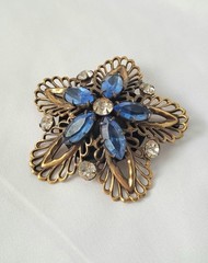 Lovely Vintage Joseff of Hollywood 1950s Blue Stone Floral Brooch -Signed!