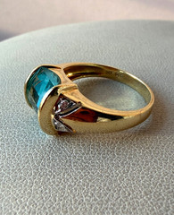 VINTAGE 14K YELLOW GOLD CHECKERBOARD PRISM CUT BLUE TOPAZ DIAMONDS RING DESIGNER