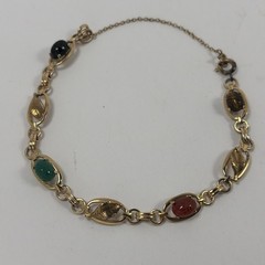 Vintage Krementz Goldtone Metal Semi Precious Gemstone Scarab Bracelet 7.5″