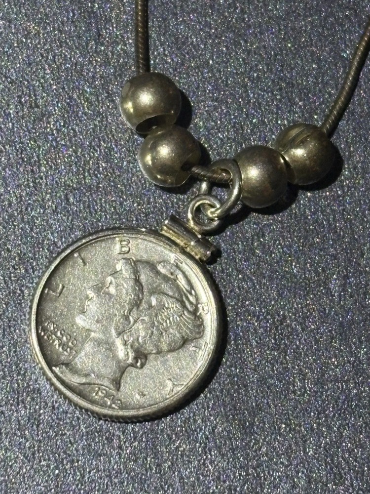 Vintage Sterling Silver – 1942 Liberty US Dime – Coin Necklace – Good Condition