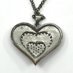 Vintage Silver Tone Filigree Triple Heart Pendant Necklace Clear Rhinestone Y2K