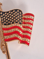 VTG MONET 911 ENAMELED RHINESTONE USA AMERICAN FLAG PIN BROOCH INSCRIBED ON BACK