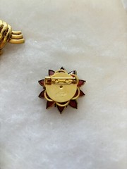 Estate Find Lot Of Brooches X 6. 1- AVON, 1- MONET, 1- TONA