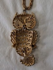 Vintage Articulated Owl Brown Jewel Eyes Pendant Necklace Gold Tone 60s-70s