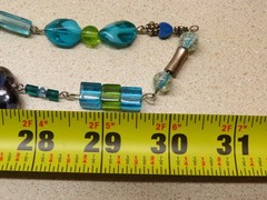 Vintage Necklace Blue Green Beaded Crystal Art Glass D5382