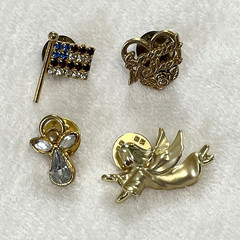 Nice Vintage Jewelry Mix Lot All Wearable Gold Tone Unbranded Monet 35 Pieces