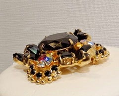 D25 VINTAGE RHINESTONETRIANGLE BROOCH PIN JET BLACK AB STONES PRONG SET UNSIGNED
