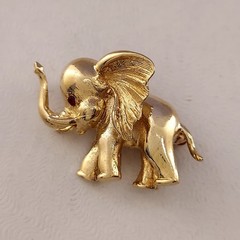 Vintage 14k Elephant Brooch with Red Eyes. High Polish and Textured. 4.8 Grams.