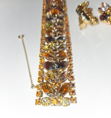 Vintage Juliana Aurora Borealis Goldtone Topaz Amber Bracelet & Earrings Set