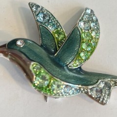 Liz Claiborne Green Crystal Rhinestone Hummingbird Brooch Pin Bird Pave Teal