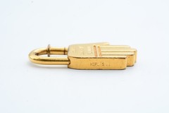 HERMES Rare 2002 “Annee de la Main” Hand Padlock Charm Lock Used Auth 4072