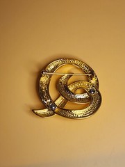 Vintage TONA Signed Gold Tone Swirl Brooch Pin Brushed & Gloss FREE $HIPPING!!!