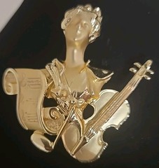 Vintage AJC Instruments gold tone Brooch Hollywood Regency 2.5 Inches VG
