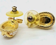 Joan Rivers Gold Tone Faux Bead Pearl Egg Earrings Pierced Vintage .75 in