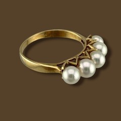 Classic Vintage 14K Yellow Gold Five Stone Pearl Ring 4.4mm Size 6.25