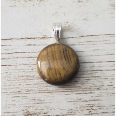 Vintage Pendant – Brown & Tan Small Circular – 0.5″ – No Chain Included