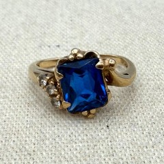 Vintage 10K Gold Blue Sapphire & Diamond Ring Size 5.5 Estate Jewelry 2.41 Grams