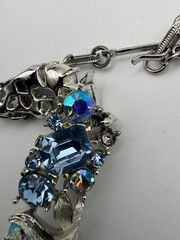 Vintage Lisner Necklace Blue Aurora Borealis AB Rhinestone Leaf Choker READ
