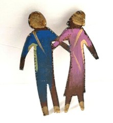 Vintage Pin Brooch – People Couple Painted Adults