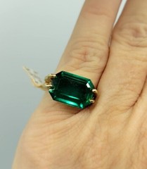 Vtg Sz 10 Ring Lg Green Cubic Zirconia 18KGE Gold Electroplated Jewelry StyL2