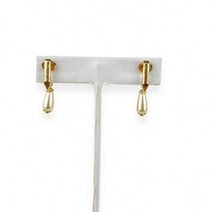 Sarah Coventry Earrings Clip On Dangle One ‘N Only Classic Chic Quiet Elegance