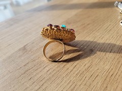 ​Vintage 1960s Gold Tone Filigree Dome Cocktail Ring Multi Rhinestone Cluster
