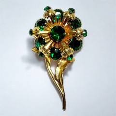Estate Vintage Green Rhinestone Flower Brooch Gold-tone Floral Pin